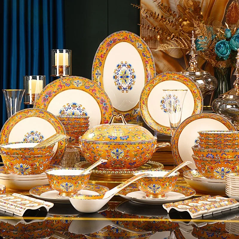 Chinese Tableware Set Palace Style Gold Enamel Colored Bowls and Plates Set Gold-Edged Bone China Bowls and Plates