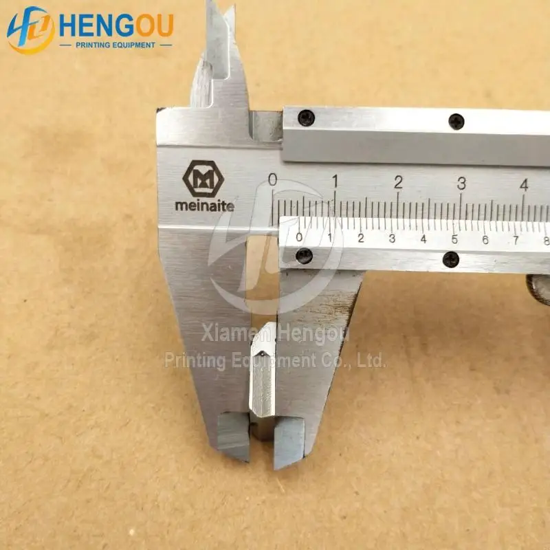 10 pieces F2.011.727 top high quality CD102 XL105 Gripper F2011727 CD102 XL105 heidelberg machine gripper