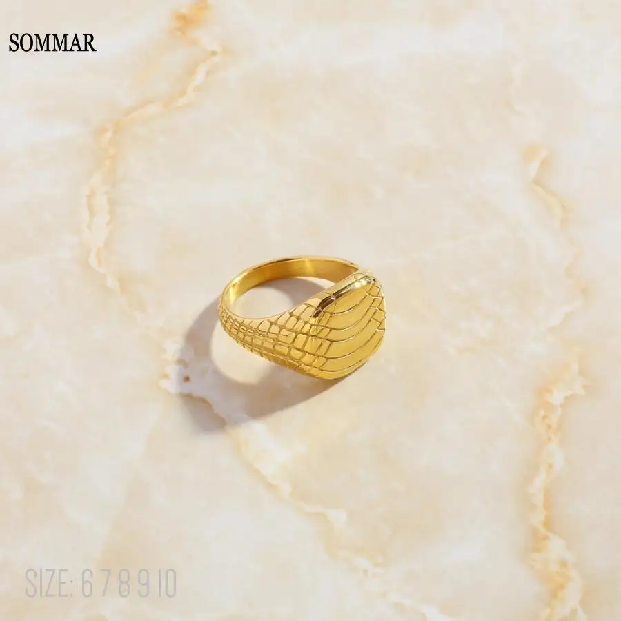 SOMMAR Newest Gold Plated  Female Friend rings for women 2020 Minimalist Snake Pattern Ring Jewelry on the neck christmas gift