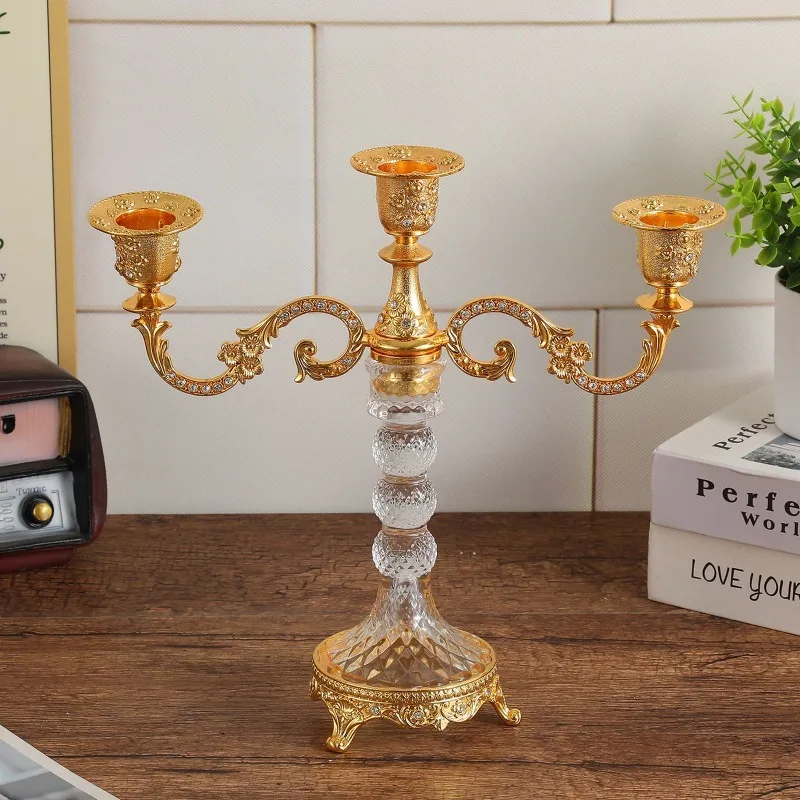 European Candle Holder 3/5-head Tabletop Candlestick Elegant Wedding Dinner Ornaments Crafts Luxury Living Room Candlesticks