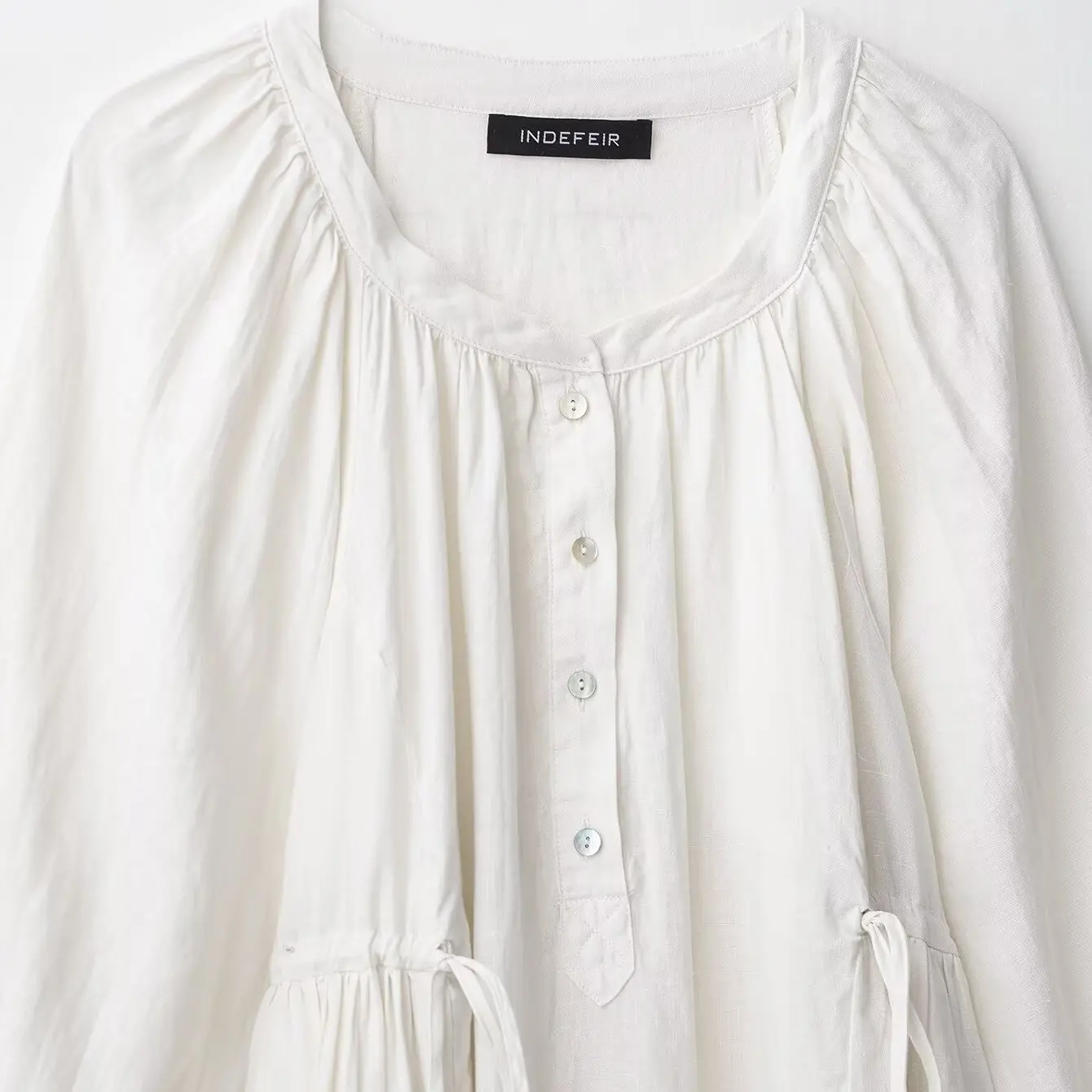 ชุดเดรสผ้าลินินแท้ทรงเอวเข้ารูปสำหรับผู้หญิง เสื้อผ้าผู้หญิงเอวสูง สไตล์ลำลอง กระโปรงทรงบับเบิ้ลความยาวปานกลาง