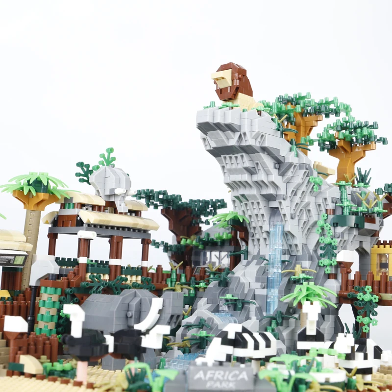 OUZEY 4800+ PCS Desert Zoo Building Blocks, MOC Animals Park Model Bricks Set, Creative DIY Gift for Adults and Kids