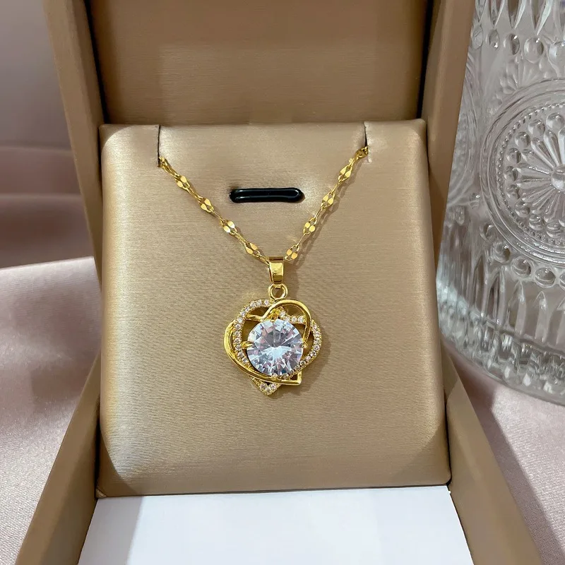 Gorgeous Elegant Linear Heart Surround Sparkle Zircon Pendant Necklace for women Fashion  Accessories Anniversary Jewelry Gift