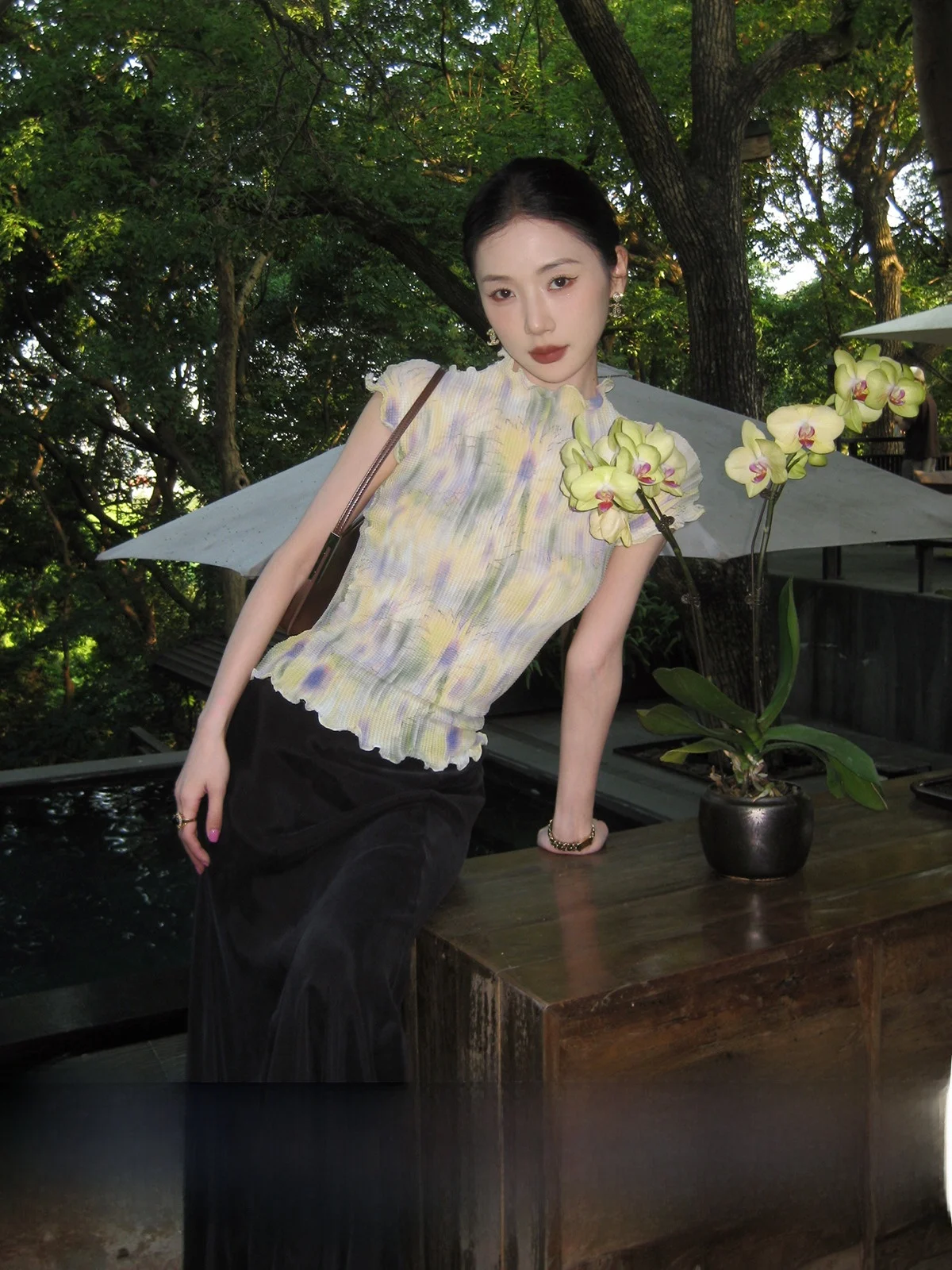 

Оригинальная летняя повседневная женская футболка с шифоновым воротником и принтом, асимметричный подол, шифон, крашение и Pring irt