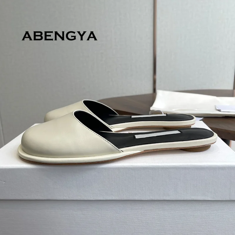 

Summer Real Leather Flat Half Slippers Women Slides Holiday Beach Shoes For Women Mules Round Toe Flat Slippers Woman