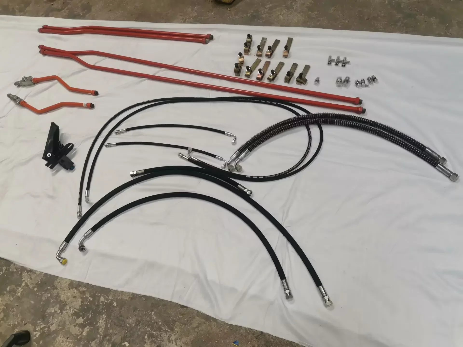 2026 سعر المصنع الحصري حفارة خط أنابيب الزيت الهيدروليكي عدة قواطع هيدروليكية المطرقة الأنابيب عدة حفارة الأنابيب عدة خط أنابيب f #4