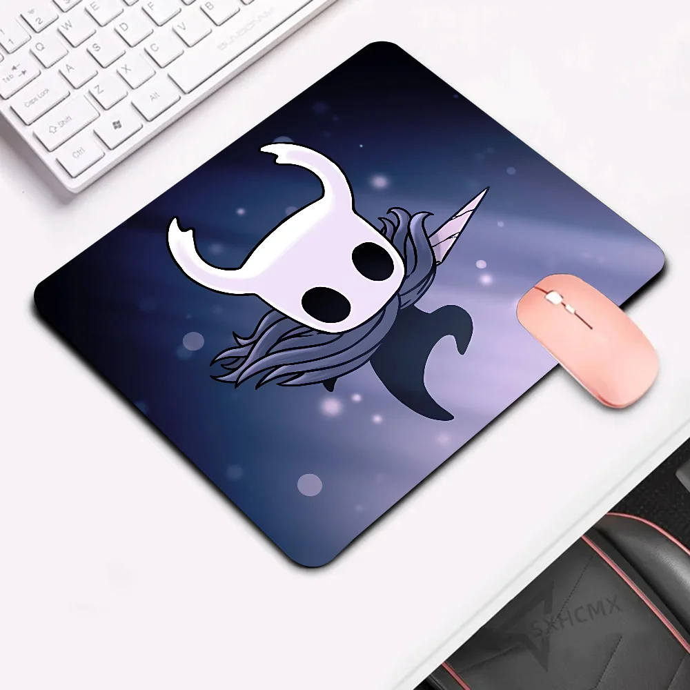 Hollow Knight Mousepad HD Printing Computer Gamers Locking Edge Non-slip Mouse Pad 50x60cm Keyboard PC Desk Pad