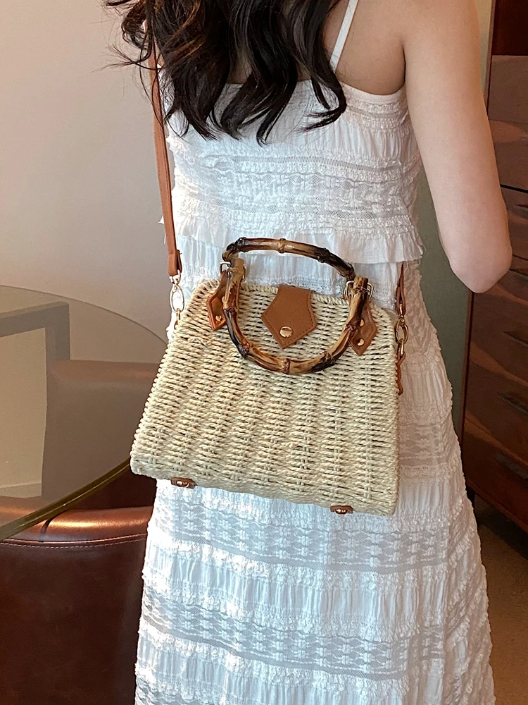 Woven Bag 2023 New Summer Women\'s Exquisite Bamboo Handle Design Straw Woven Shoulder Bag Leisure Vacation Beach Crossbody Bag