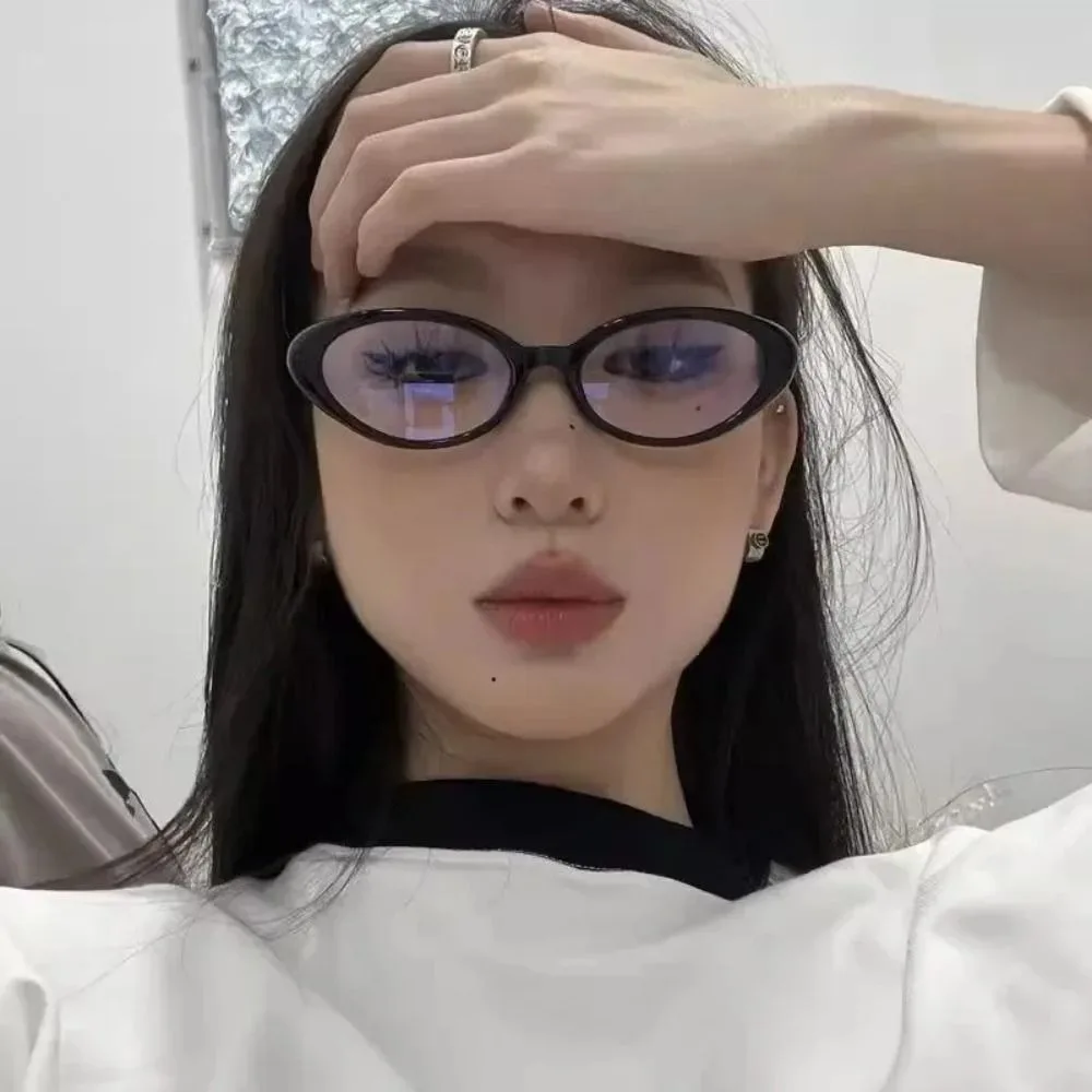 New Outdoor Retro Oval Frame Glasses Girls Y2K Narrow Small Eyeglass Gradient Green Red Frame Seaside Driving Glasses