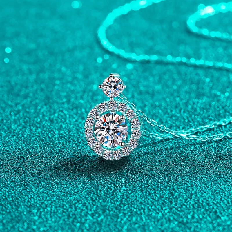 18K gold set diamond round bag, 1.3carat moissanite necklace, women's pendant, simple and stylish collarbone chain