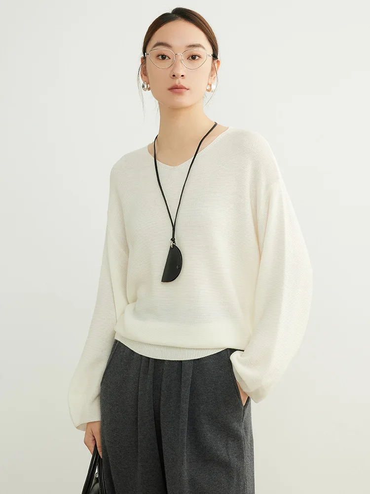 SuyaDream, Women Wool Pullovers, 32.4%Sheep Wool, V Neck, Loose fit Solid Sweaters, 2024 Fall Winter Top, Black, White