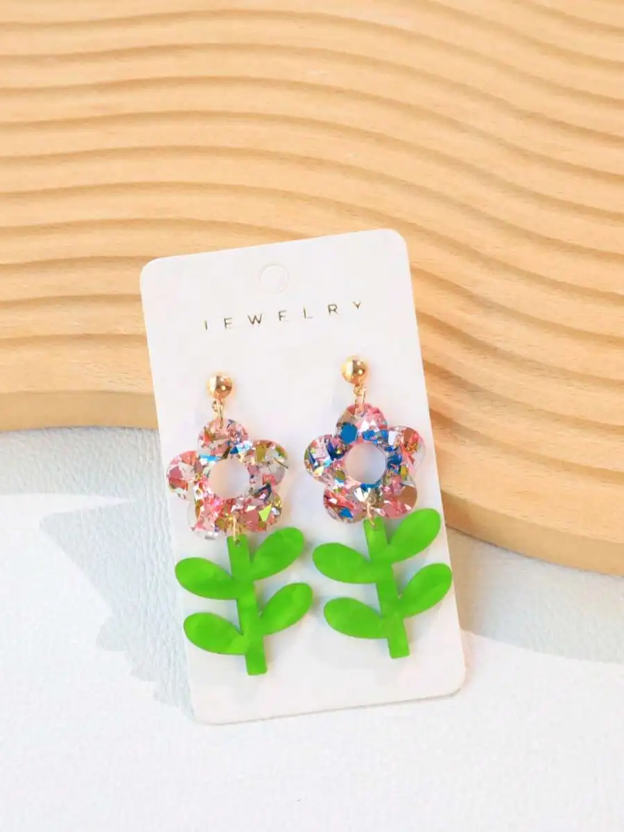 

Acrylic Flower Patchwork Earrings With Glitter Bling Design For Women Daily Wear