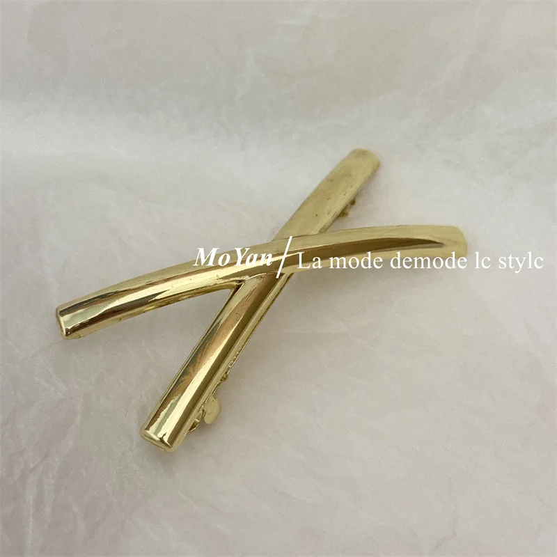 Korean Fashion Metal X-shaped Hair Clips Trendy New Golden Silver Spring Clip Hair Accessories for Women's Hairclips Christmas