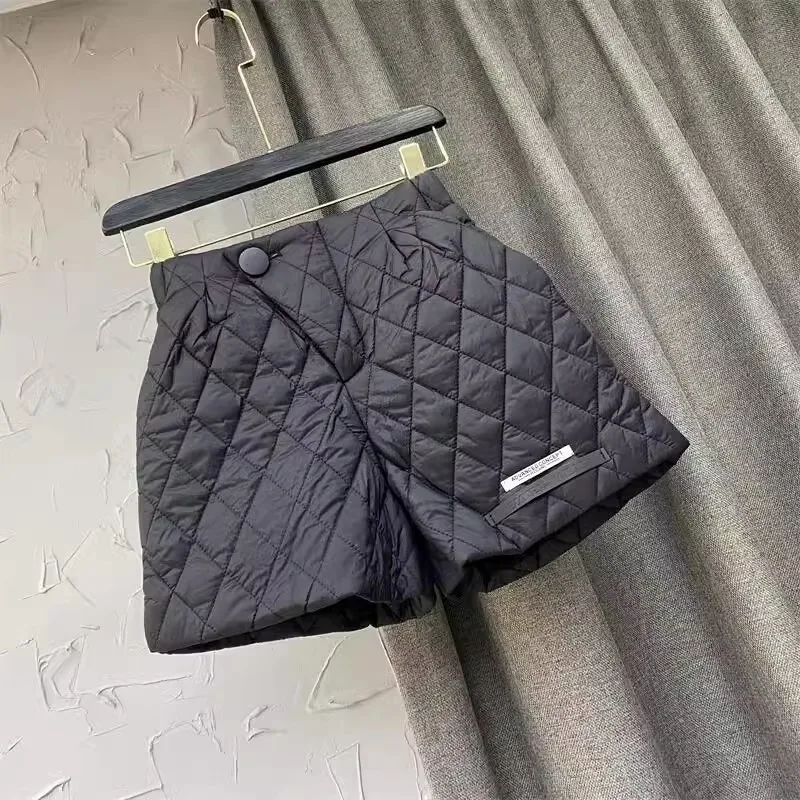 Elastic High Waist Loose down Shorts Women Plaid Wide Leg bottoms Ladies casual black warm cotton padded short trousers