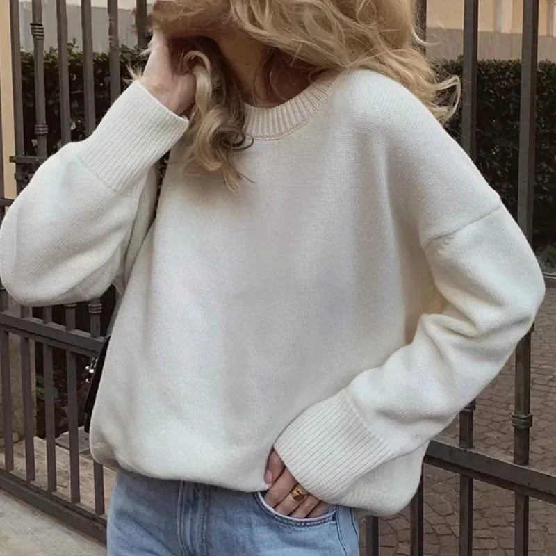 2024 Autumn and Winter New Pullover Women's Solid Color Classic Knitted Casual Temperament Straight Pullover Sweater