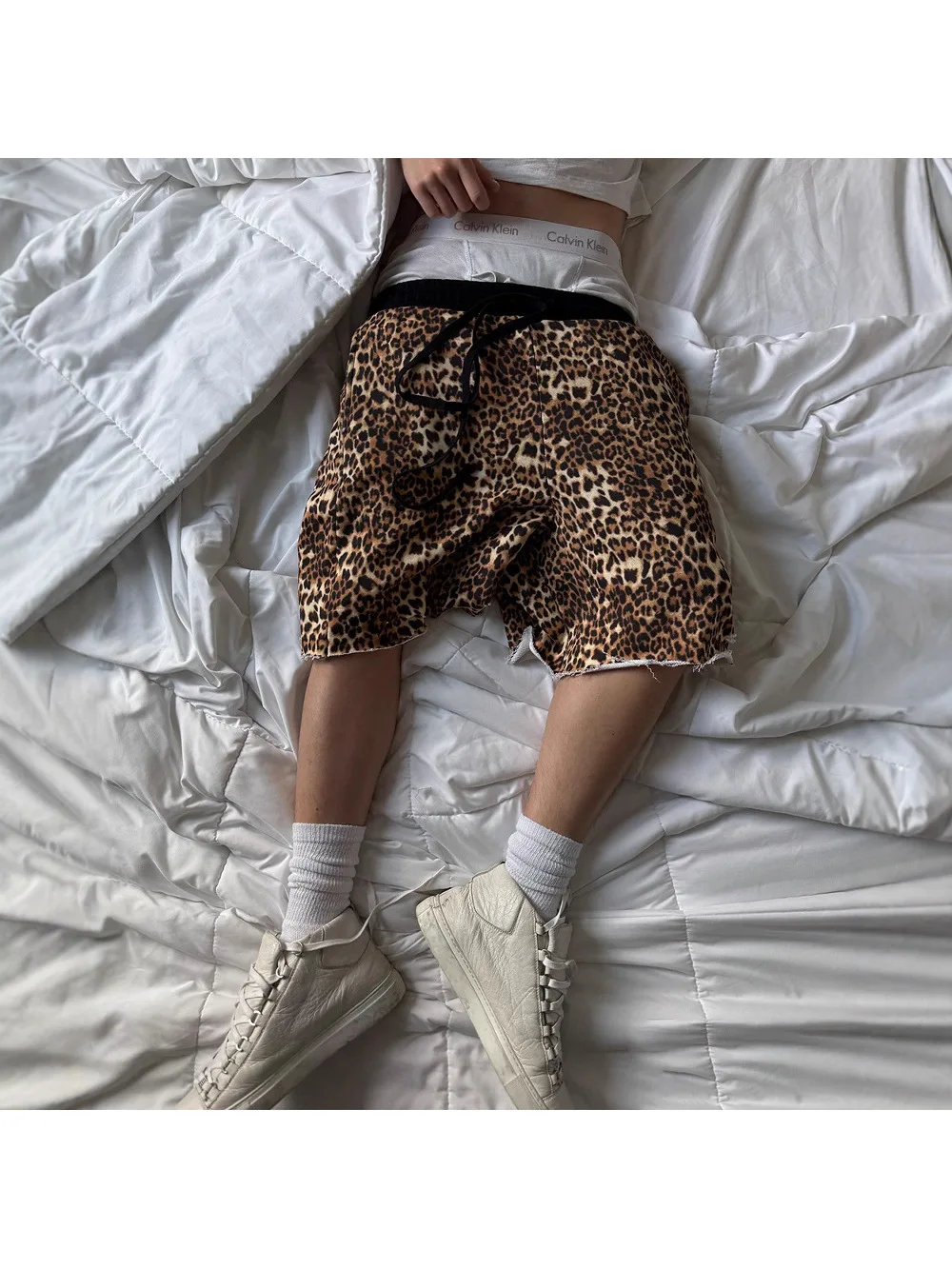 Leopard Print Elastic Zipper Pocket Casual Shorts Cropped Sweatpants European American High Street Kpop Y2K Trendy Pants