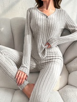 Two-Piece Women's Pure Color Simple and Comfortable Long-Sleeved Long Pants Fleece Pajama Set for Autumn and Winter
