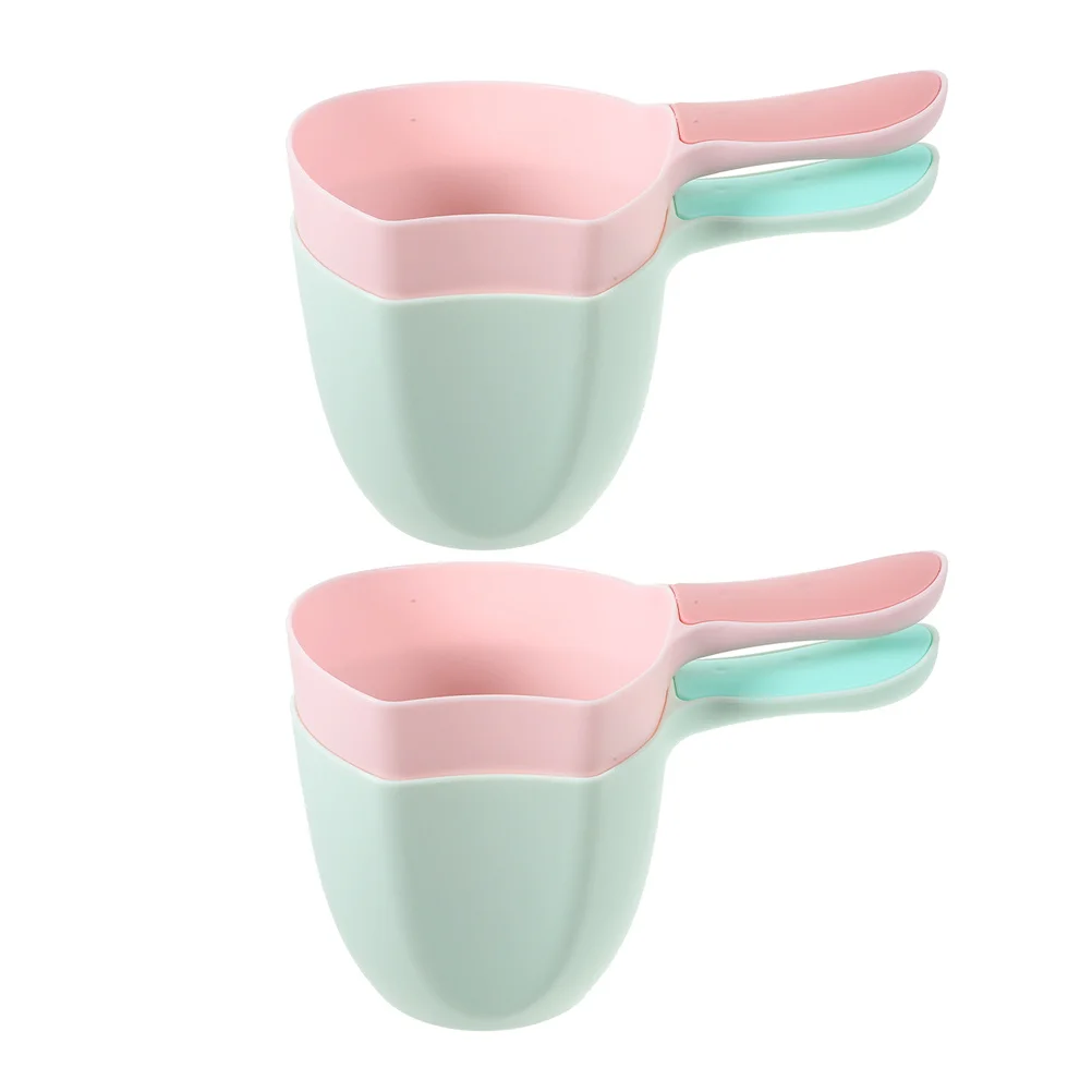 

4Pcs Bath Water Dipper Set Plastic Scoop Cup for Kitchen Bathing Hair Washing Ergonomic Handle Long Handle Ladle Household
