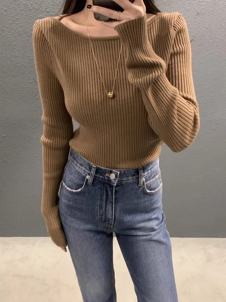Chic Shoulder Bared Knitted Sweater Women's Slim Fit Sle Fashionable Inner Wear Top for Autumn Winter Season Korean Sle