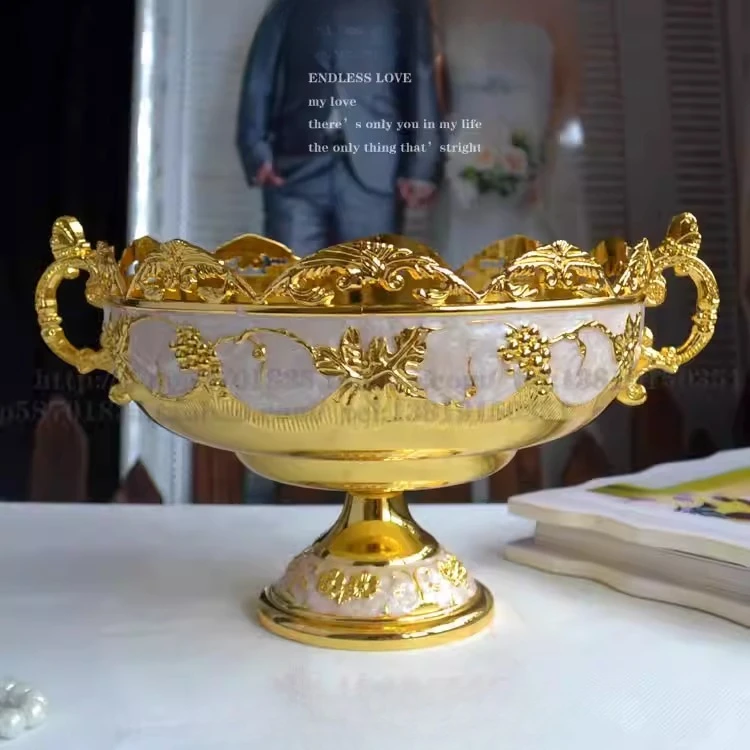 

Boutique European fruit plate fruit basket gold-plated white fruit basin restaurant desktop garbage basin home KTV hotel