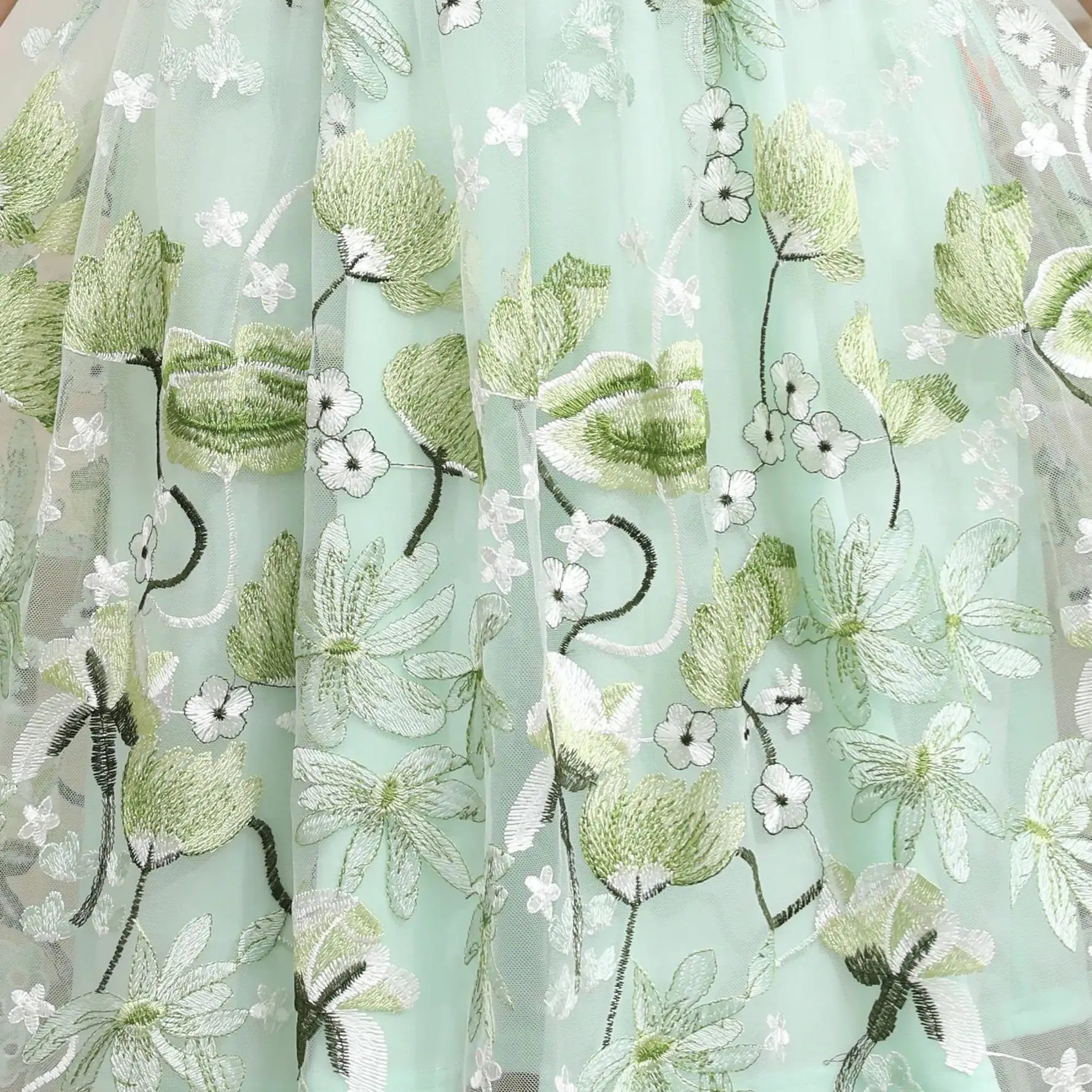 Vestido Halter Verde Bordado com Plantas, Sem Mangas, Design Delicado para Festa de Piquenique Estilo Fazenda, Primavera Verão