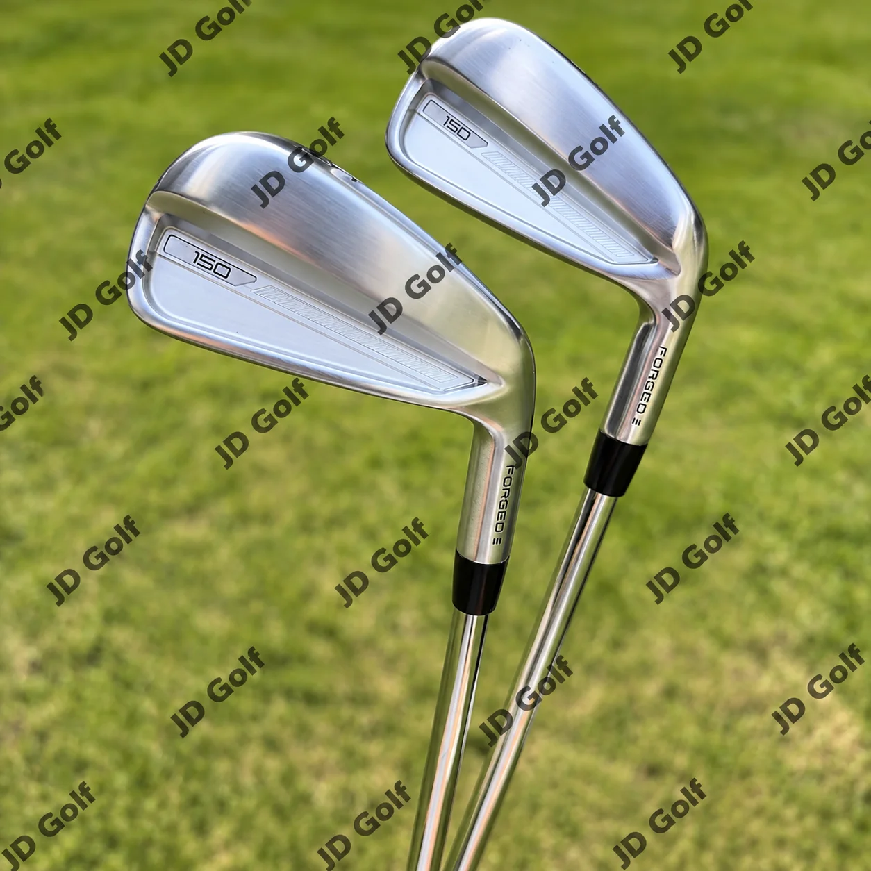 Golf Iron Set 150T Silver Color 4,5,6,7,8,9,P With Steel/Graphite Shaft With Head Cover Long Distance and High Control
