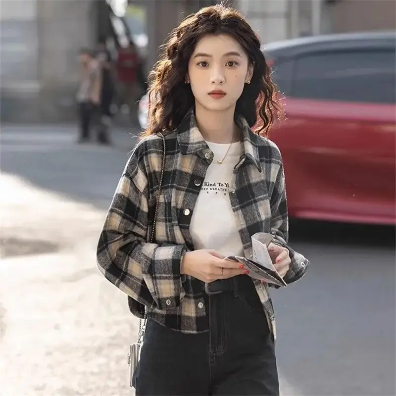 

Spring and Autumn New Women's Jacket Commuter Plaid Short Cotton Top