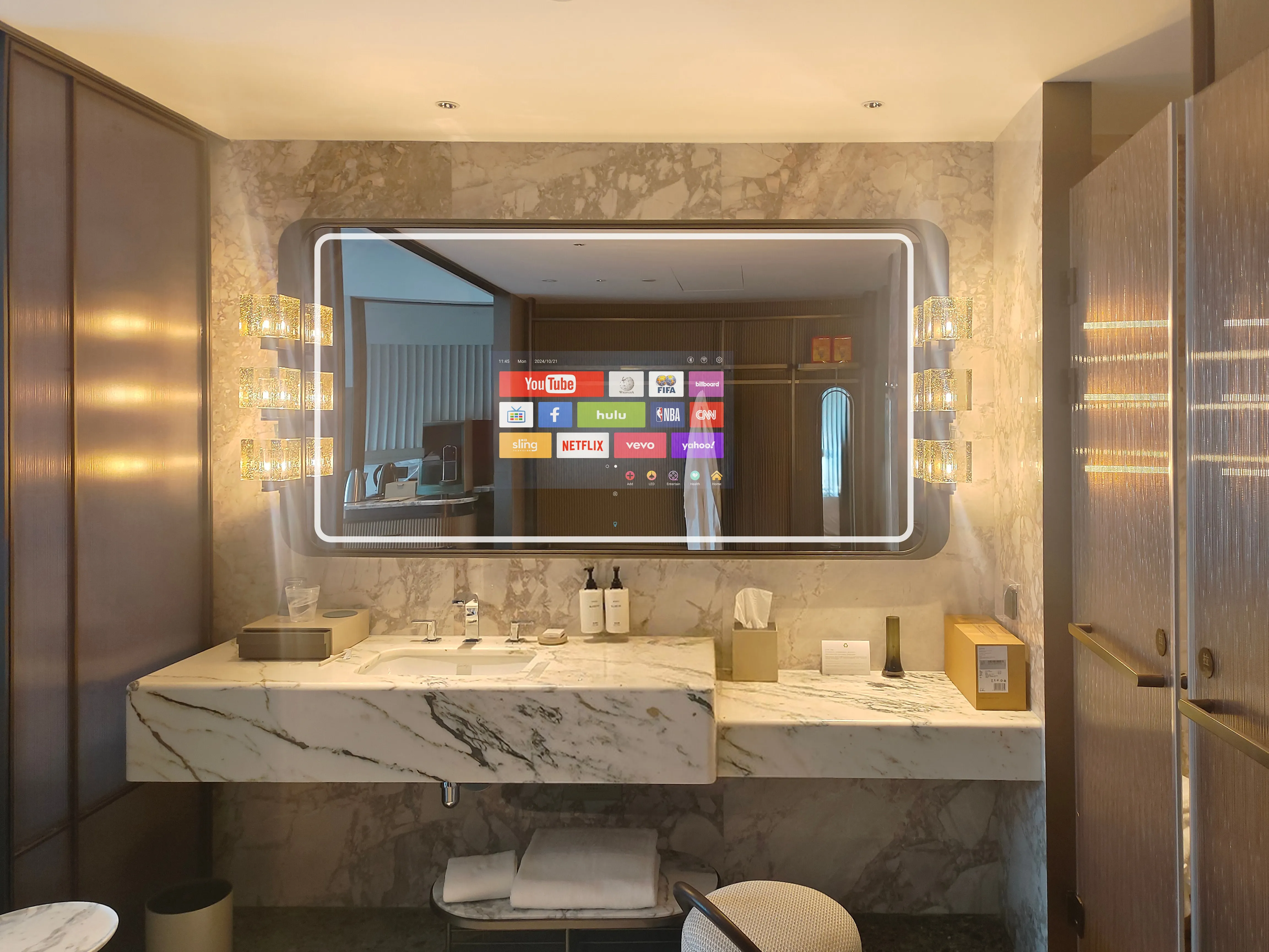 

Factory Sale Modern Android Fitness Magic Mirror Smart LED TV Mirror IP65 Rated Touch Switch Full Function For Bathroom Salon