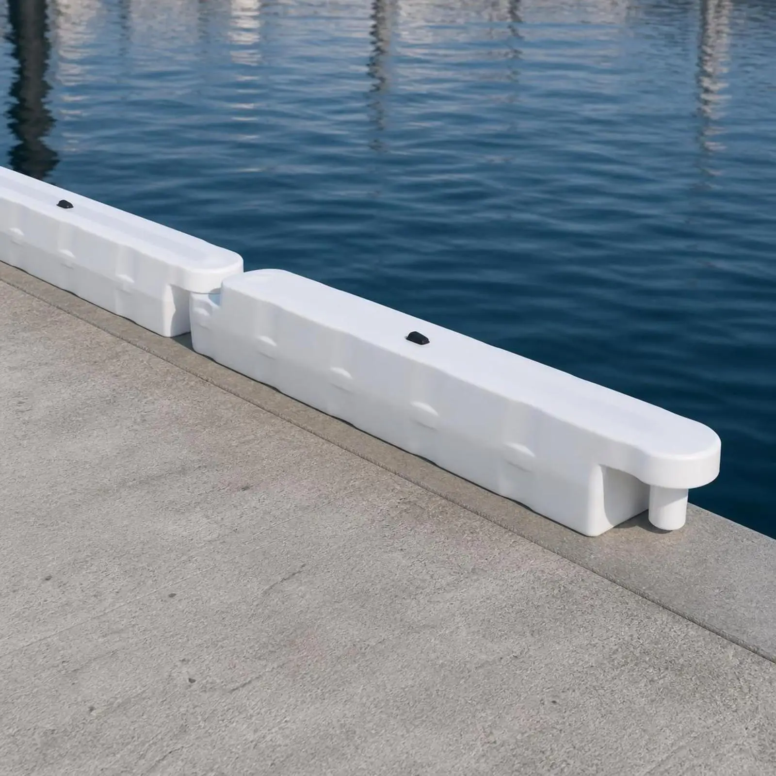 Modular Kart Track Bumper Impact Absorbing HDPE Barrier for Racing Circuit Perimeter