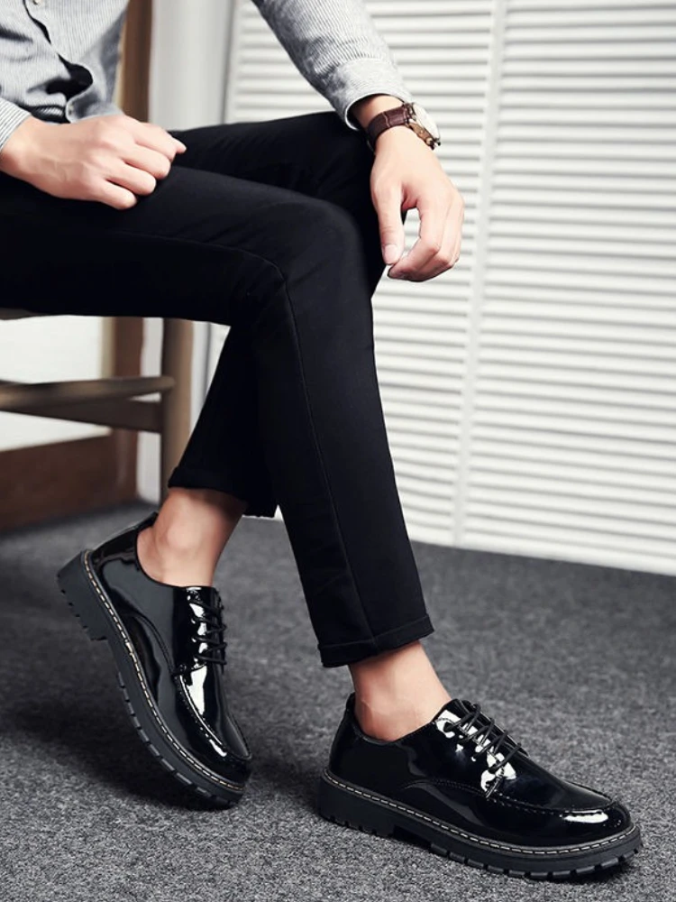 Lace Up British Style Male Casual Shoe Black Bright Upper Soft New In On Sale Comfortable Size 45 Social Pu Men's Leather Shoes