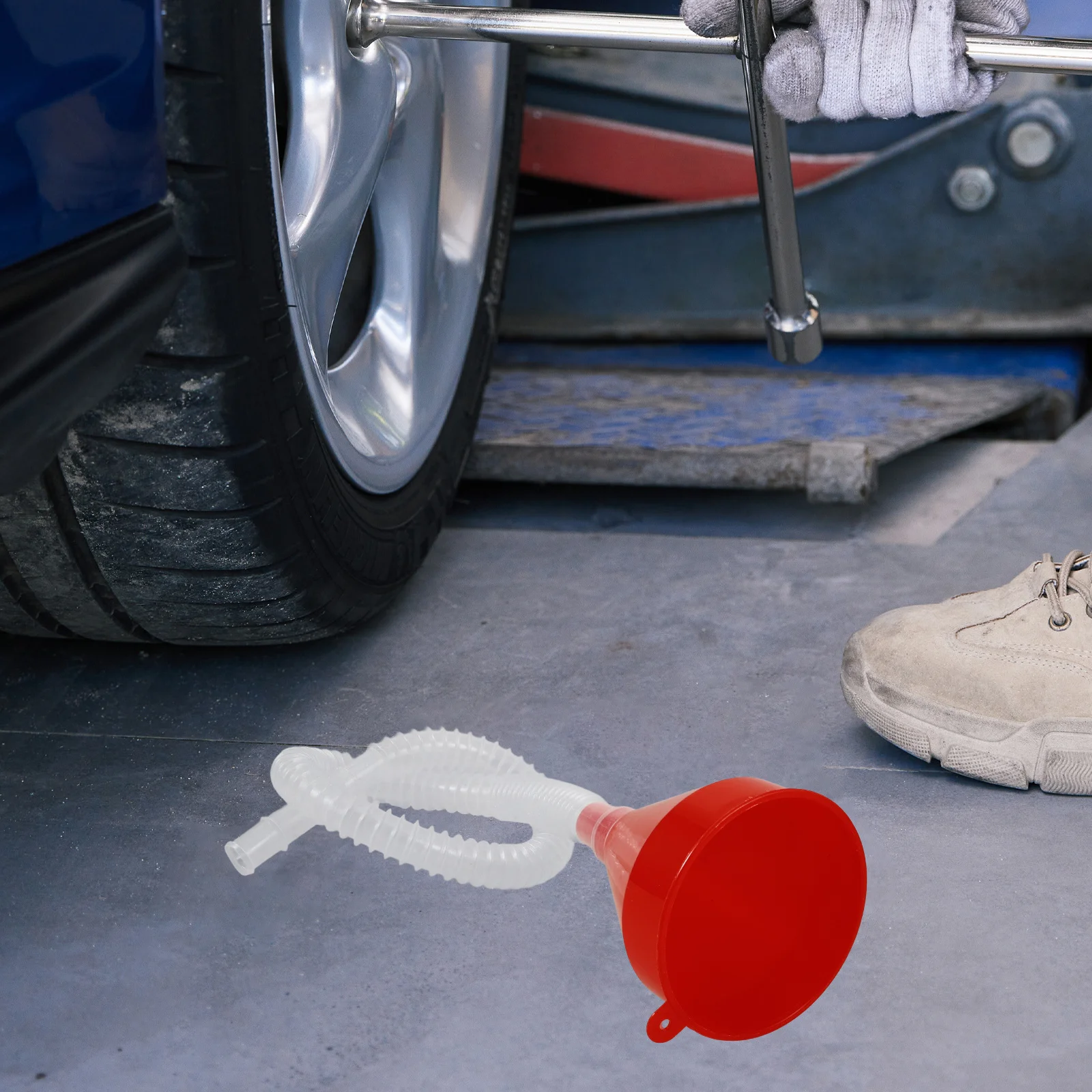 قمع الوقود المرن لتغيير الزيت مع خرطوم نقل سائل التبريد ملء السيارة والدراجات النارية يستخدم قمع السيارات #6