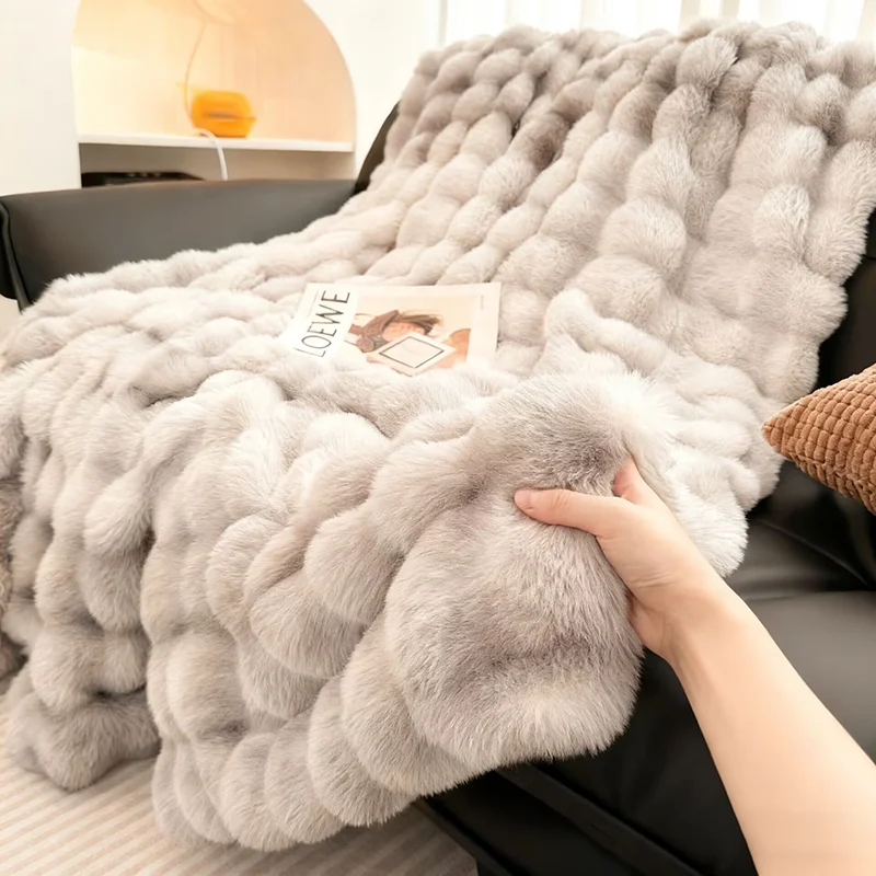 1pc flannel blanket - soft, comfortable, warm nap blanket, Christmas exquisite gift blanket, available in multiple colors﻿﻿