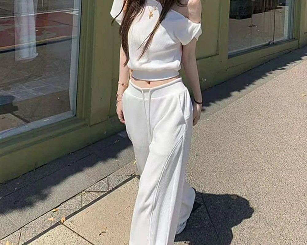 

2026 Summer Diagonal Neck Off-the-shoulder Short-sleeved T-shirt Wide-leg Pants Two-piece Set