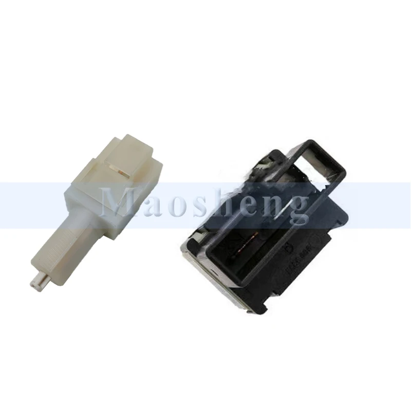 

Brake Light Switch For GM Hummer H3 Brake Switch Front Brake Stop Light Switch Button