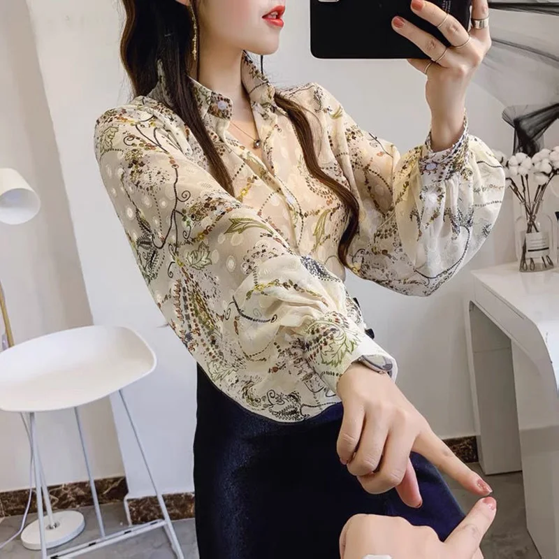 Fashion Lantern Sleeve Printed Lapel Button Casual Chiffon Shirt 2022 Spring New Oversized Loose Women Clothing Commute Blouse