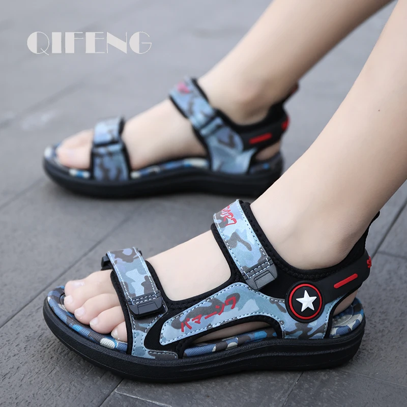 

2023 New Children Soft Light Sandals Student Kids Summer 5 8 12 Cartoon Casual Flat Sandal Teenagers School Sport Sandals Boys