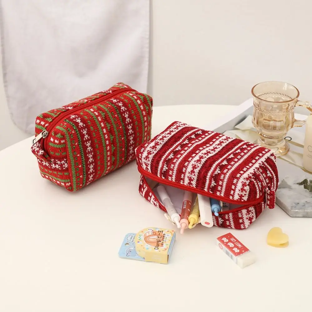 محبوك النسيج عيد الميلاد مستحضرات التجميل حقيبة التخزين سعة كبيرة الأوساخ واقية عيد الميلاد مقلمة متعددة الوظائف Kawaii