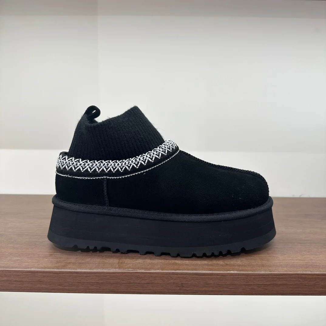 Classic Suede Snow Boots for Women 2026 Winter Soft Thick Bottom Cotton Ankle Boots Warm Plush Embroidery Decoration Shoes