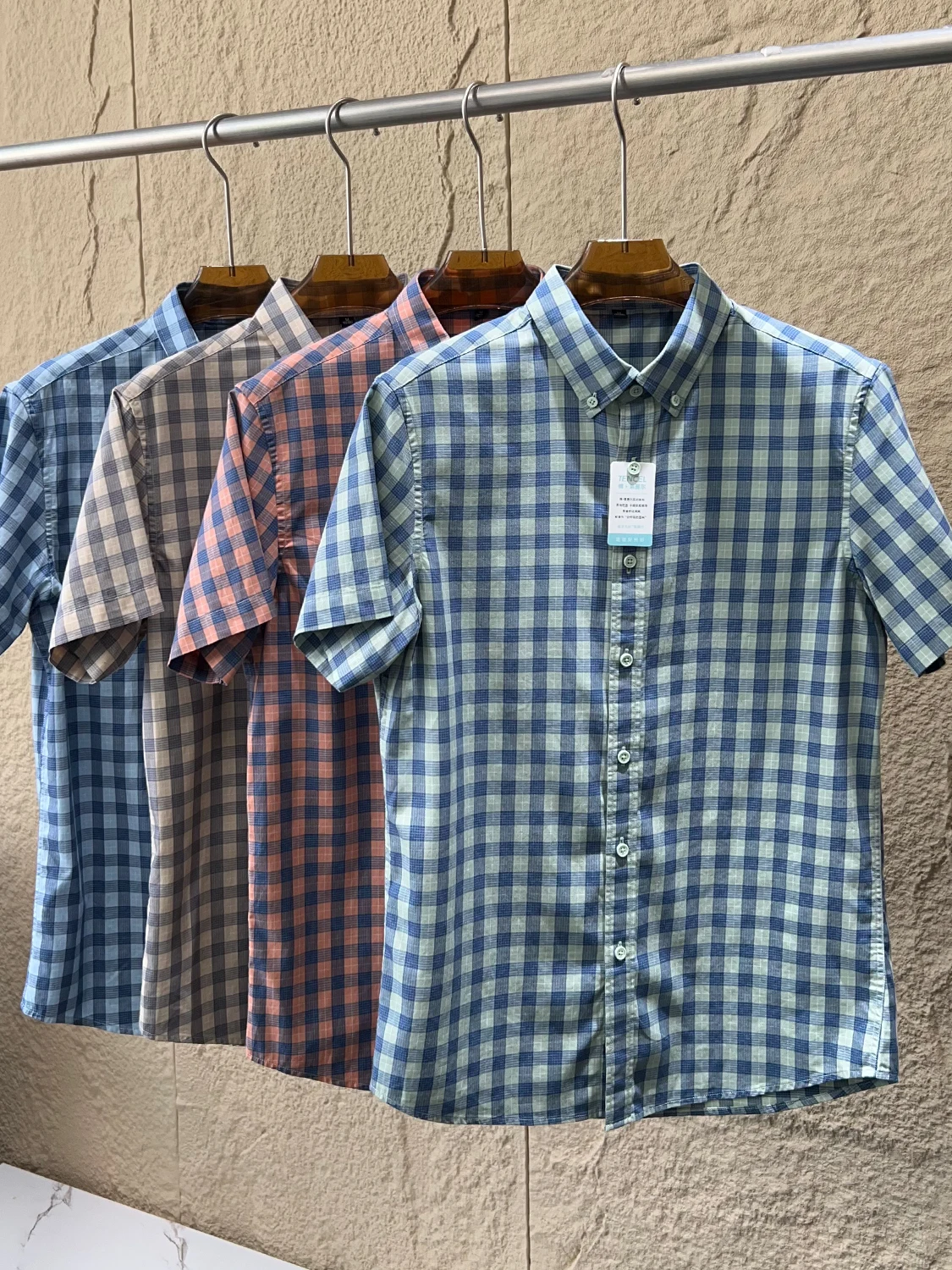 

Classic Plaid Cotton Lyocell Blend Men's Summer Comfortable Breathable Lightweight Collared Short Sleeve Shirt Casual Style
