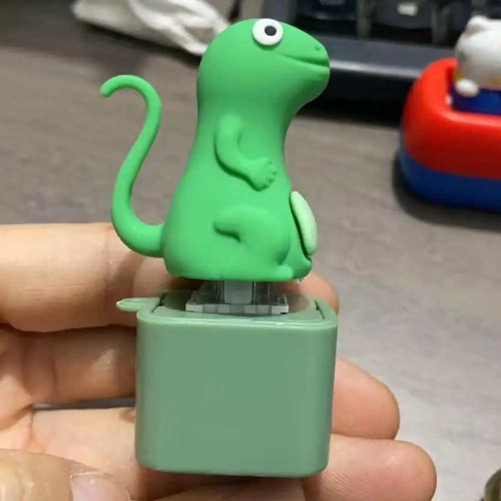 مضحك سحلية زر الصوت المفاتيح القابلة لإعادة الشحن تململ الفرس الصوت المفاتيح مع ضوء LED لتخفيف التوتر