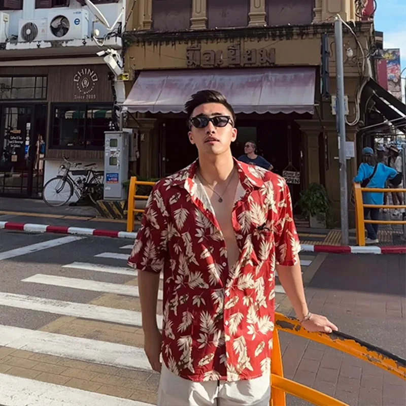 

2026 New Men's Ice Silk Hawaiian Floral Short Sleeve Shirt Summer Beach Vacation Top Thailand Style Casual Button Down Shirt