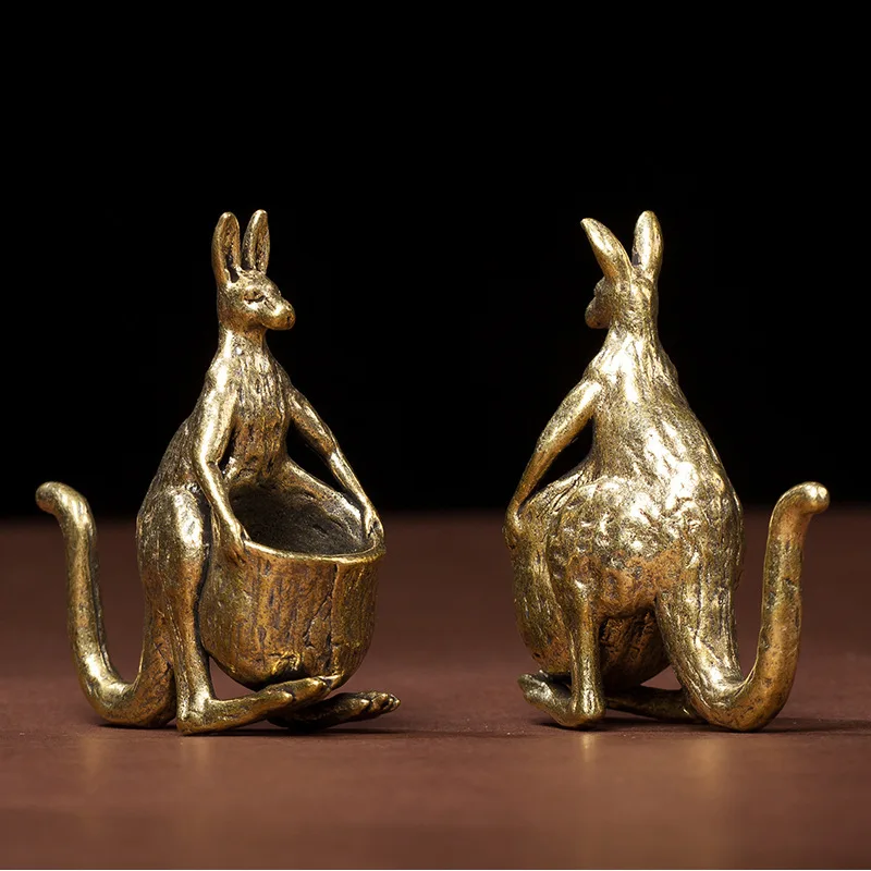 Antique bronze kangaroo figurine, a decorative item for home, office, or desk, suitable as a tea pet or a gift