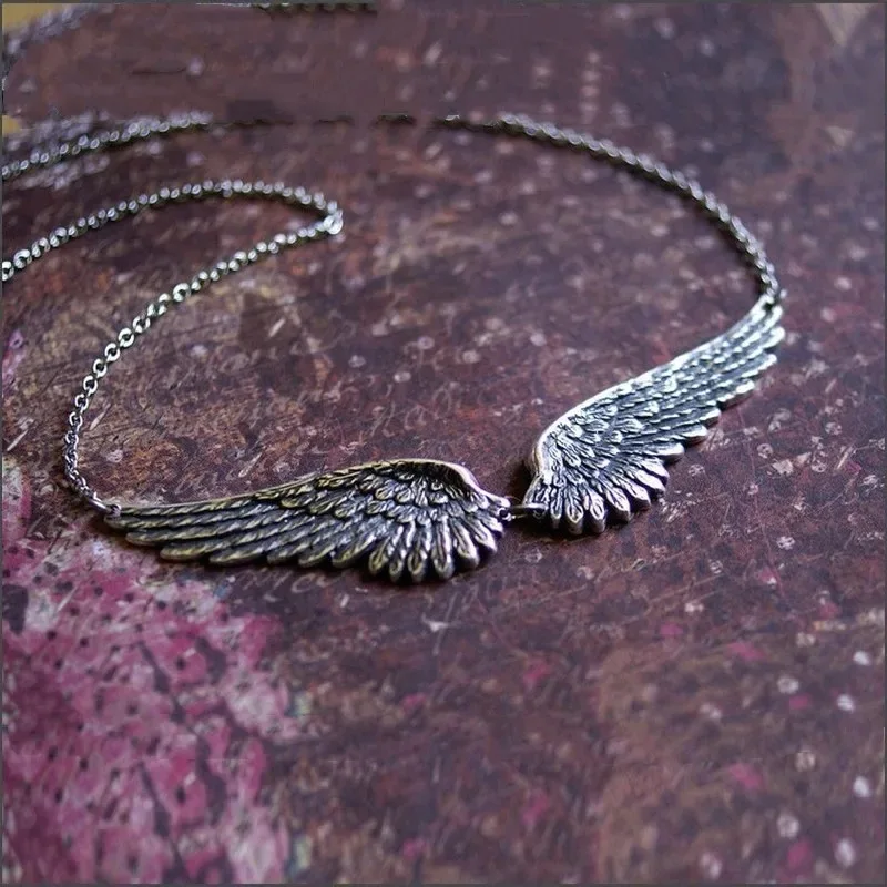 Angel Wings Feather Black Beads Pendant Choker Vintage Necklace Gift for Women Girl Female New Fashion Jewelry Wholesale