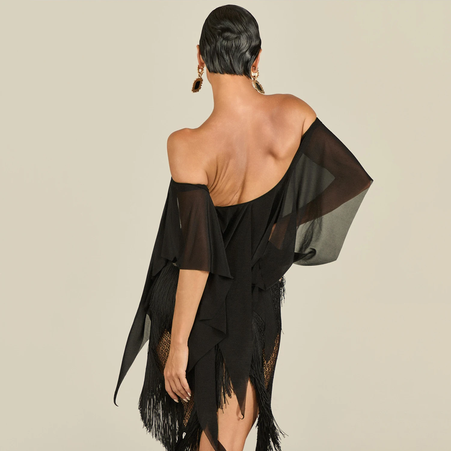 Nowe seksowne stroje do tańca latynoamerykańskiego z odkrytymi ramionami, siateczkowe topy, spódnica z frędzlami, damska sukienka do rumby, tanga, na występy i konkursy taneczne DNV25952