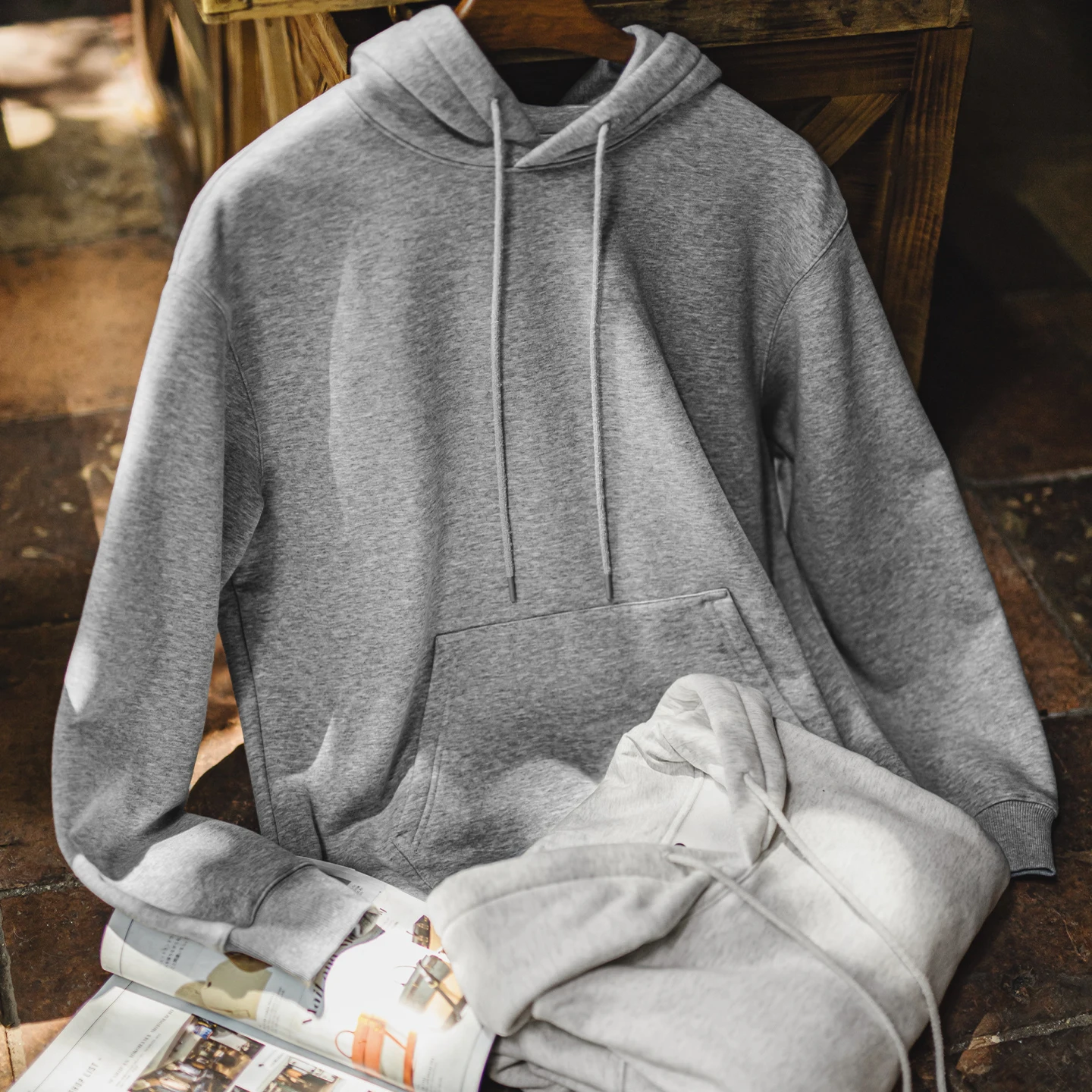 Maden Vintage Men's Heavyweight Rocky Hoodie Loose Fit Fleece-lined Warm Pullover Casual Thickened Layered Tops for Fall Winter