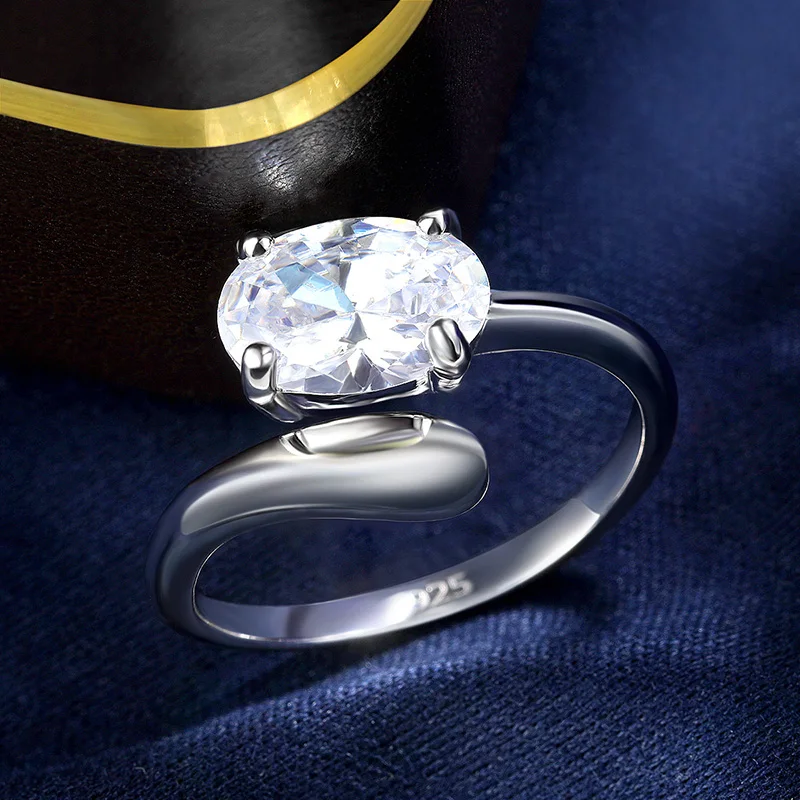 2 Carat Oval Cut Moissanite Engagement Rings for Women 925 Sterling Silver Plated 18k White Gold Moissanite Promise Ring for Her