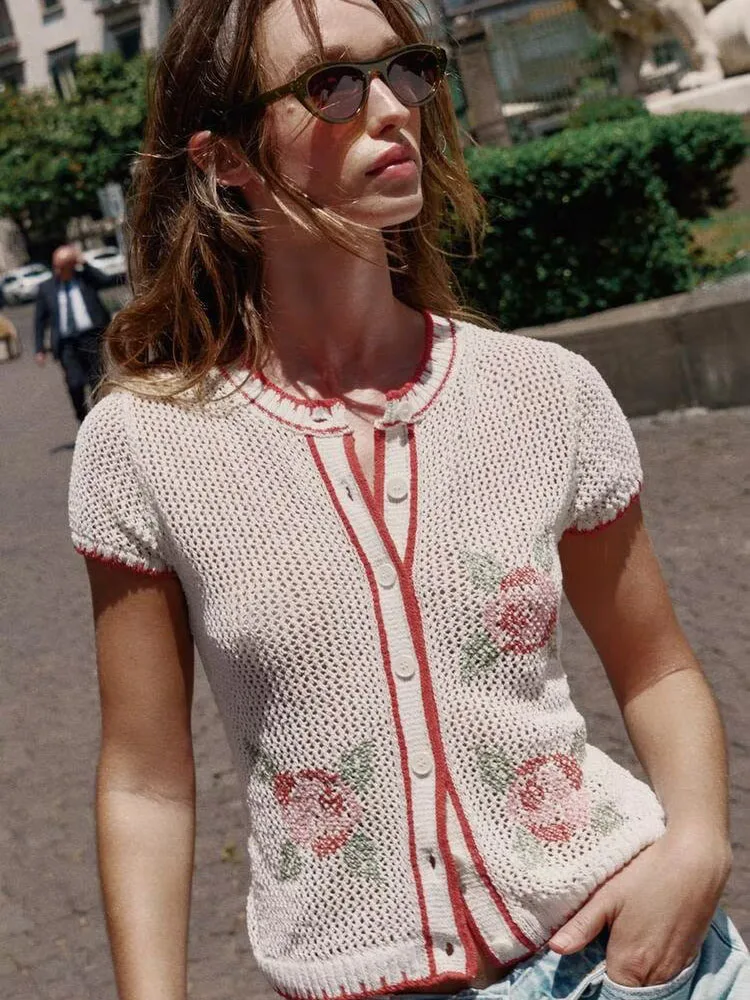 

New Summer 2026 Women's Fashion Casual Knitted Jacket Embroidered Flower Versatile Quality Outerwear Stylish Short Coat