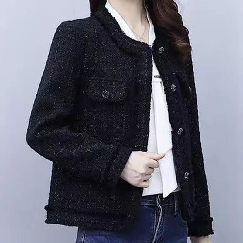 

Black tweed small fragrant coat for women's autumn and winter 2023 new French round neck rough edge short temperament top