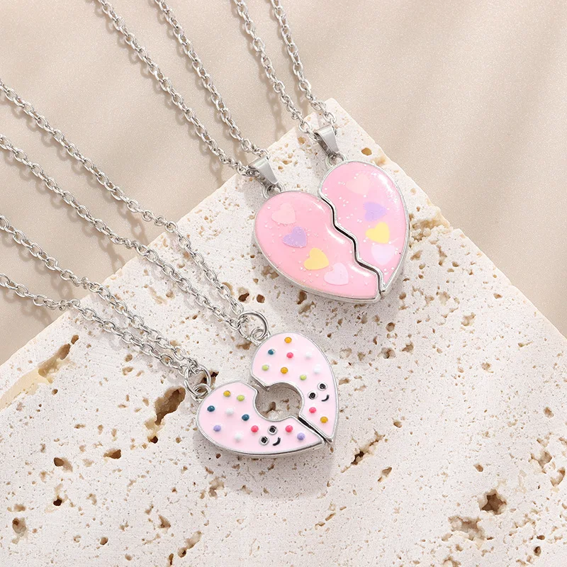 New children's necklace Cartoon Sweet alloy drop oil Magnet Good Friend necklace bestselling everything casual