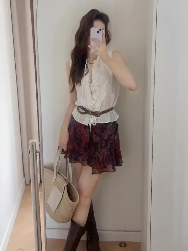 Lente Zomer Nieuwe Collectie vrouwen Sweet ort Svel Geborduurd Vest Top Knoop Versierd Bovenkleding 2025